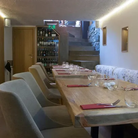 Διαμέρισμα One-bedroom With Free Street Parking, Free Gym Pass And Office Setup Φιλιππούπολη