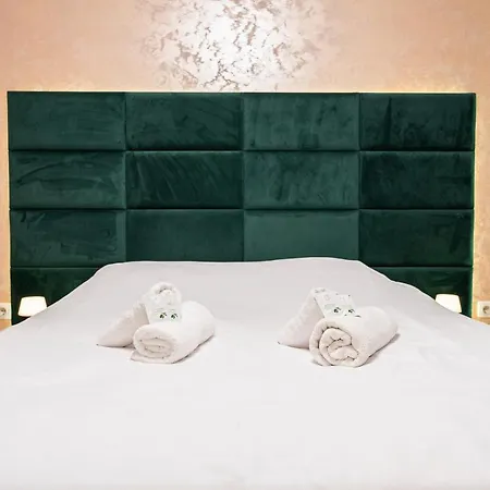 One-bedroom With Free Street Parking, Free Gym Pass And Office Setup شقة بلوفديف